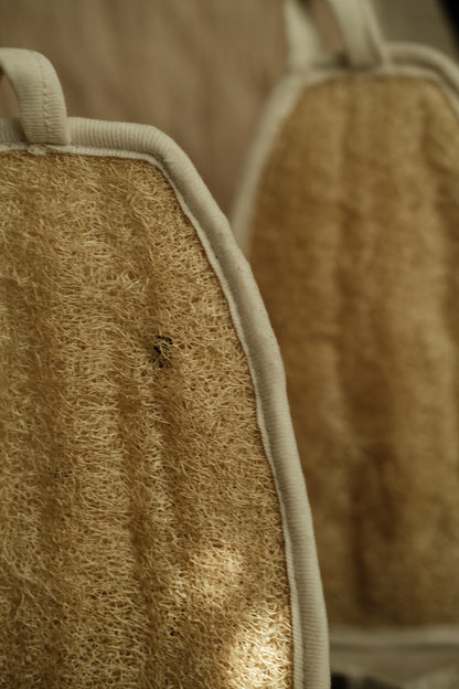 Our neutral lining loofah sponge.